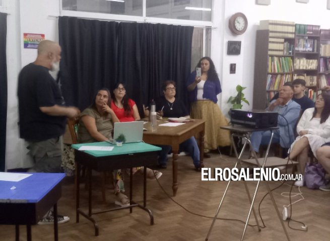 La Asamblea Popular en Alberdi propuso la formación de una multisectorial de la cultura local