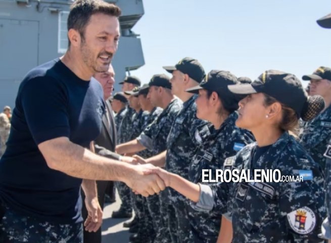 Aumento salarial para las Fuerzas Armadas y Policía Establecimientos Navales