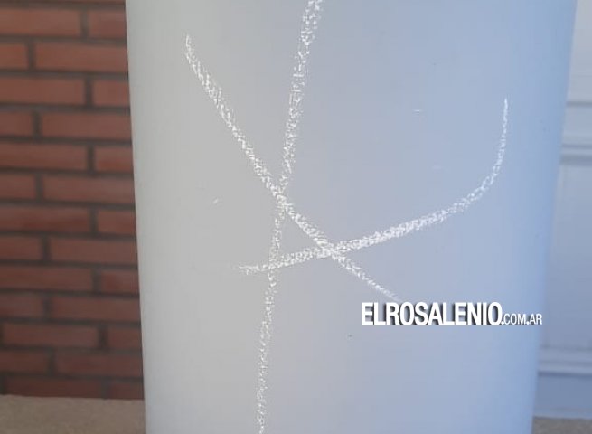 Encontraron marcas en sus casas y temen ser víctimas de robos