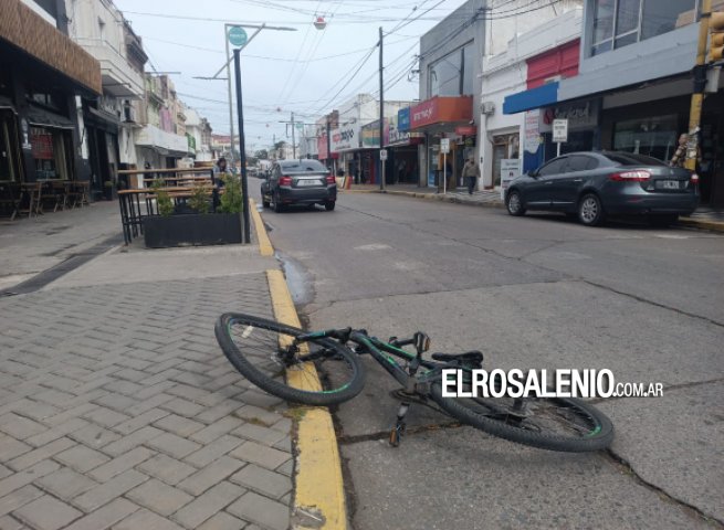 Una ciclista herida en un accidente en pleno centro