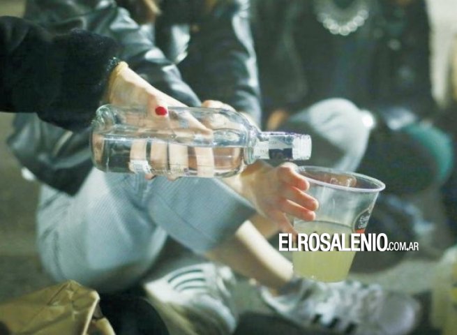 Adolescentes y alcohol: más del 70% ya lo consume a los 15