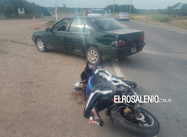  Un motociclista herido en un choque en la Ruta 229, a metros del puesto de Policía Vial