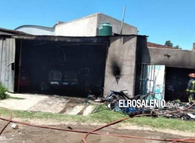 Hizo una colecta para ayudar al Merendero Sapucay a comprar sus pisos nuevos