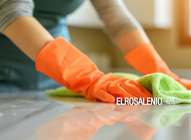 Oficializaron el aumento para las empleadas domésticas: así impactará en el salario de febrero 