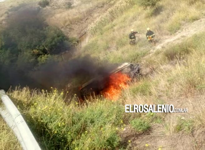 Venía a Pehuen Co a tirar las cenizas de su marido y murió en un accidente 