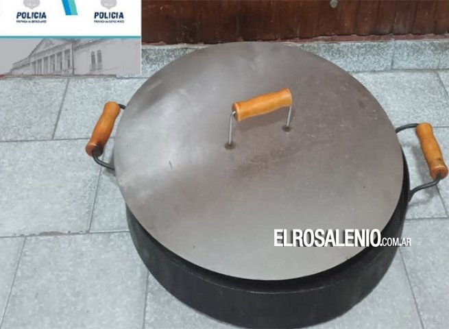 Insólito: concejal acusa a una funcionaria judicial de robarle un disco para hacer pollos