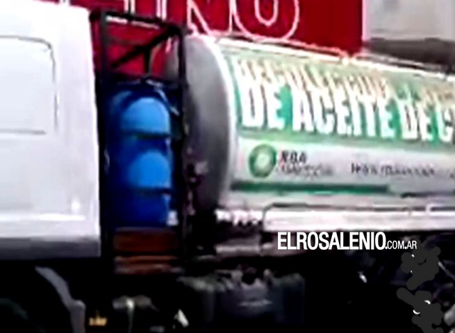 Un camión derramó aceite comestible sobre cinco cuadras céntricas