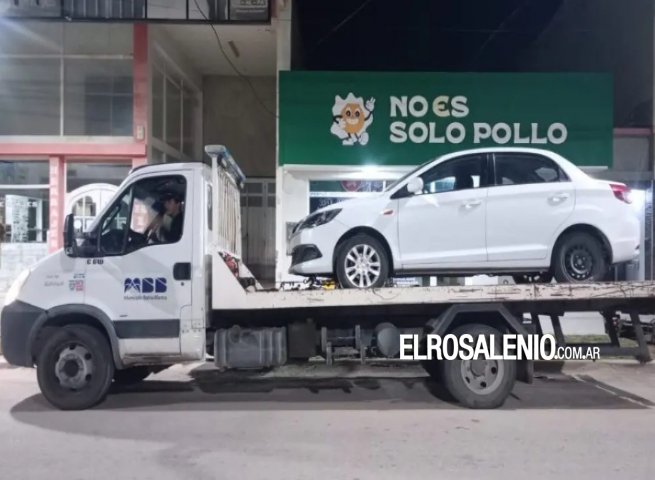 Manejaba tras haber consumido cocaína, marihuana y metanfetaminas y su acompañante llevaba más drogas