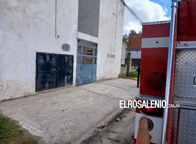 Principio de incendio en una vivienda por un desperfecto en una bomba de agua
