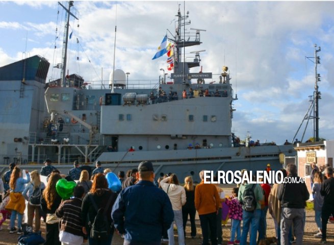 El aviso ARA “Puerto Argentino” arribó a la B.N.P.B