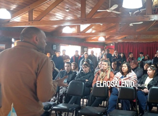 Reunión de ATE con trabajadores del Hospital Naval Puerto Belgrano