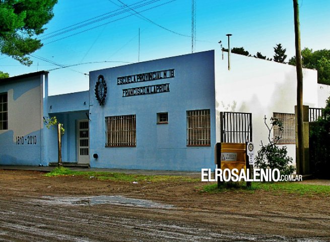 Reclaman medidas ante la presencia de agua contaminada en Escuela de Pehuen Co 