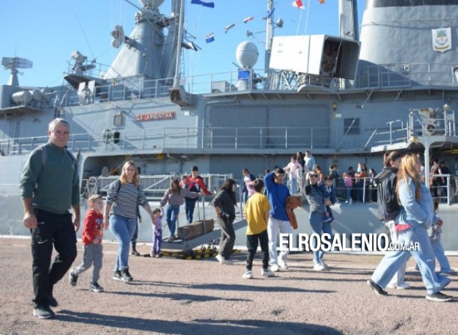 Exitosa jornada de puertas abiertas en Puerto Belgrano