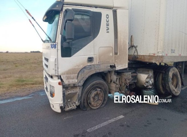 Chocaron un camión y una camioneta en la Ruta 3 