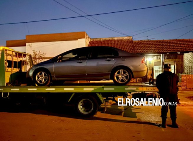 Secuestraron 3 autos y 5 motos en operativos de control de documentación