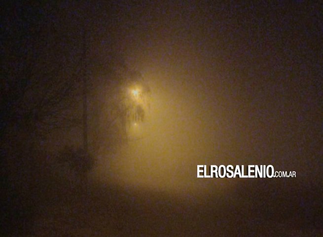 Importante presencia de humo por incendio en el basural de la Ruta 249 afecta a la comunidad