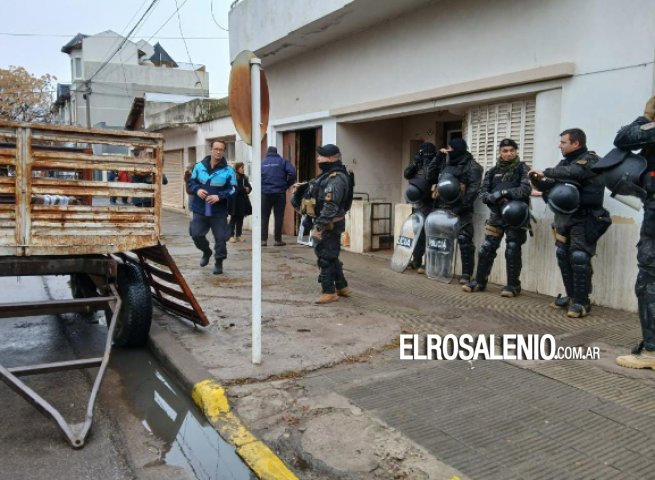 Desalojaron una vivienda usurpada en calle Espora al 300