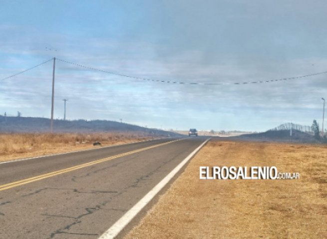 El Municipio asegura que se inició cuando un reciclador “encendió un colchón para calefaccionarse“