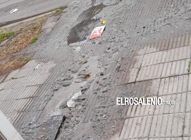 Reclamo por pérdida de líquidos cloacales en el macrocentro
