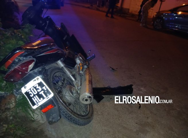 Ex pareja le robó el celular, ella lo persiguió en su auto y todo terminó en un accidente