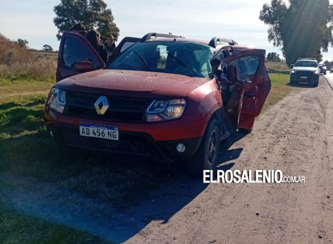 Chocaron un auto y un colectivo de la Linea 319 en Colón y Río Juramento