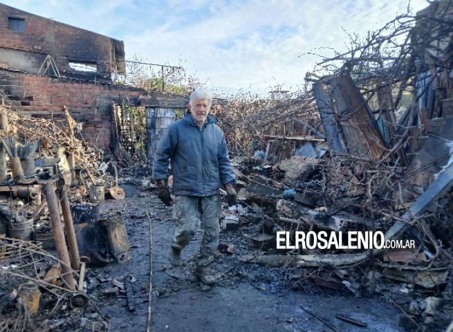Después del incendio hablamos con “Cacho“, el propietario del taller incendiado