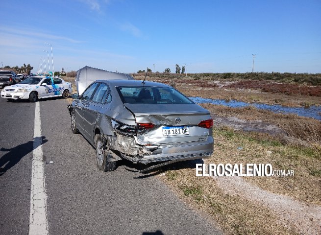 Cuatro vehículos chocaron en cadena en ruta 229