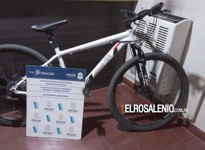 La Policía encontró otra bicicleta abandonada en un parque