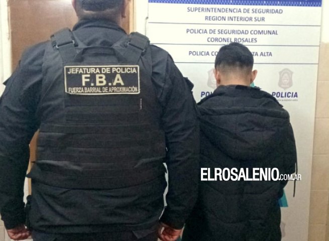 Intentó esquivar un control policial en moto y fue detenido