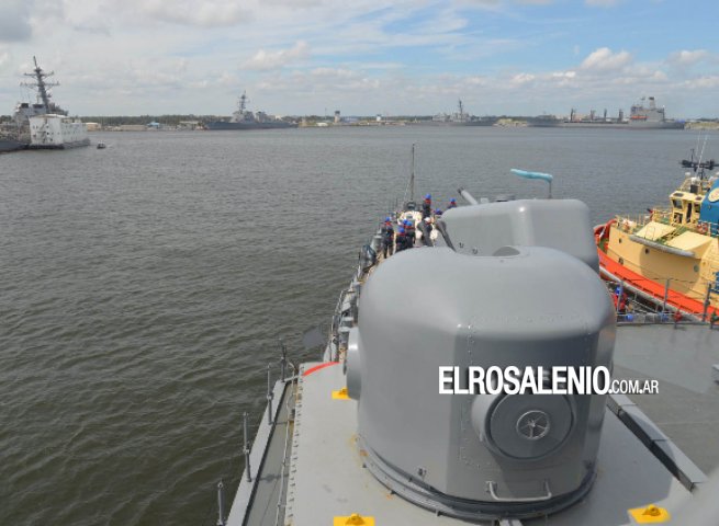 El destructor ARA “La Argentina” arribó a Estados Unidos de América