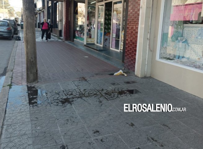 Comerciantes de calle Irigoyen: “en vez de buenos días, a los clientes les decimos disculpas“