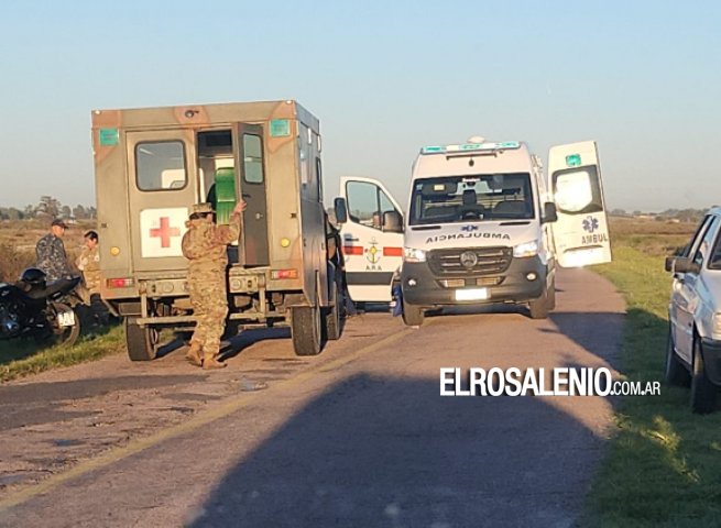 Accidente entre una moto y una bicicleta en el camino a Baterías