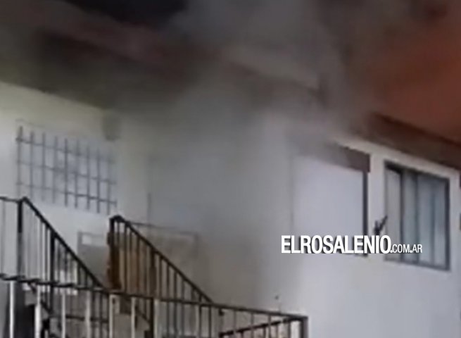 Importante incendio en vivienda de barrio Albatros XXVII