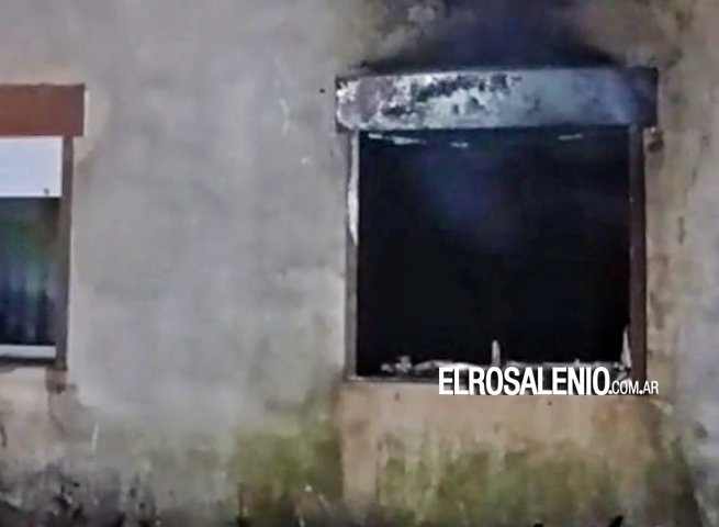 “Los vecinos vieron a un hombre prender el fuego, no quedó nada de la casa, perdimos todo”
