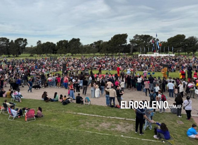 Más de 10 mil personas celebraron el Día del Niño en el Estadio de la Base Naval