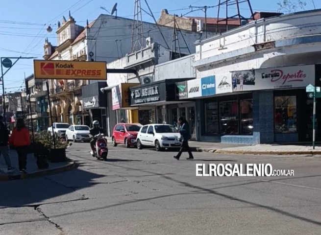 Encontró dinero en el centro y busca a su propietario