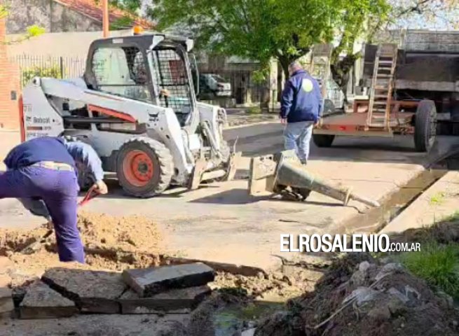 Corte de tránsito en calle Espora al 300 por reparación de ABSA