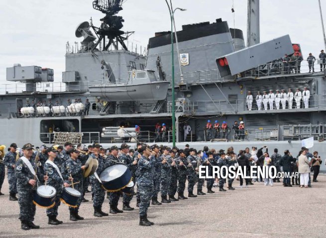 El destructor ARA “La Argentina” arribó a la Base Naval Puerto Belgrano