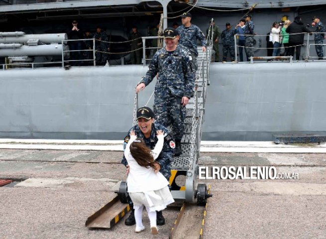 El destructor ARA “La Argentina” arribó a la Base Naval Puerto Belgrano