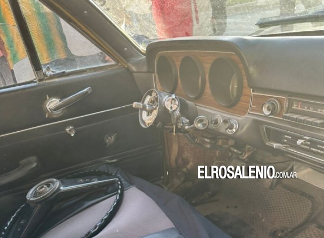 White: perdió el control del auto, subió a la vereda y atropelló a dos peatones