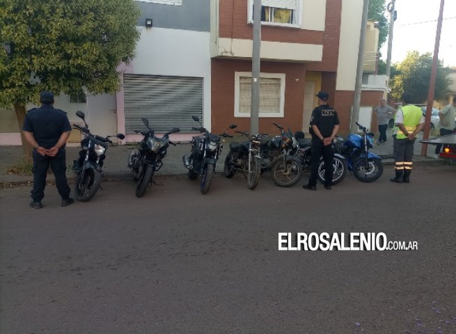 En operativos de tránsito, secuestraron ayer 11 motos y 1 auto