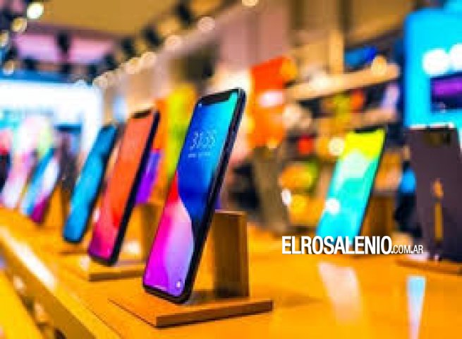 Eliminan aranceles a la importación de celulares y se espera una baja en los precios