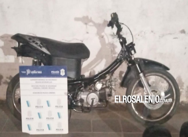 Dos menores intentaban robar una moto y quedaron aprehendidos