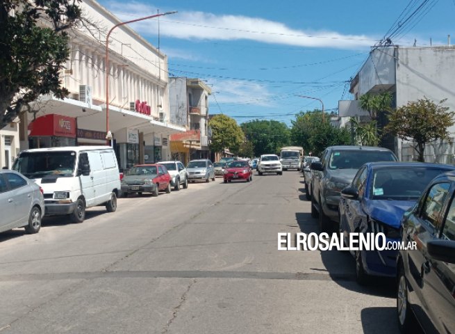 Vecinos y comerciantes de calle Rivadavia buscan crear un “Paseo de la Cultura”