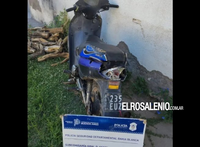  Violento asalto en Cerri: dos menores amenazaron con un cuchillo a un otro para robarle el celular