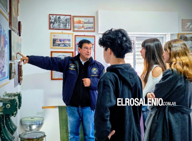 El Municipio lleva jóvenes al centro de Veteranos en el marco del programa “Malvinizar”