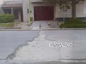 Cayó de su moto por una zanja mal tapada y pide una suma millonaria 