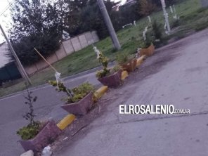 Retirarán las macetas y adoquines que cortaban el tránsito en Avellaneda y 9 de julio
