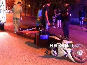 Delivery cayó de su moto al encontrarse con un cable a baja altura