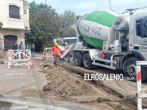 Gral retomó los trabajos y comenzaron a hormigonar las zanjas de las esquinas